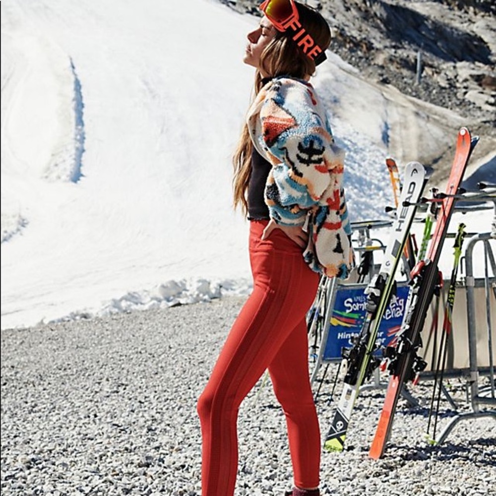 Free People Glamp Out Movement SET